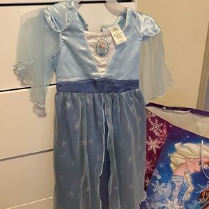 Disney Store Frozen night gown